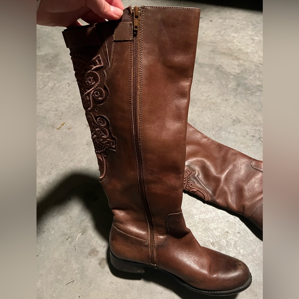 Gianni Bini Embroidered Boots